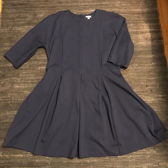 GAP Dresses & Skirts - Gap Fit and Flare Dress